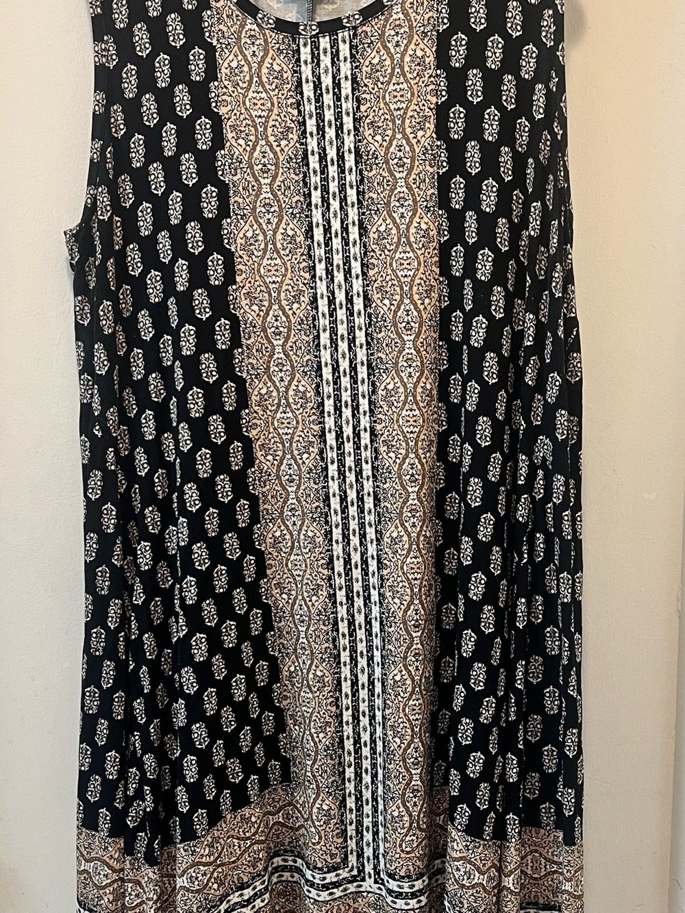 Style & Co. Black Tank Top with Beige and White Printed Panel